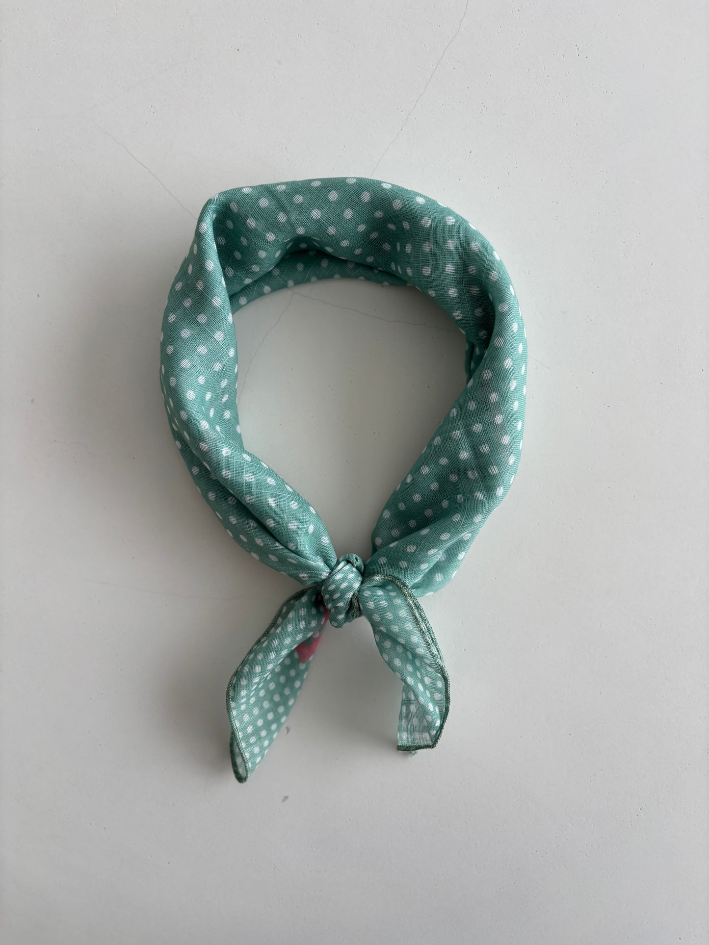 Sjaaltje polka dots groen