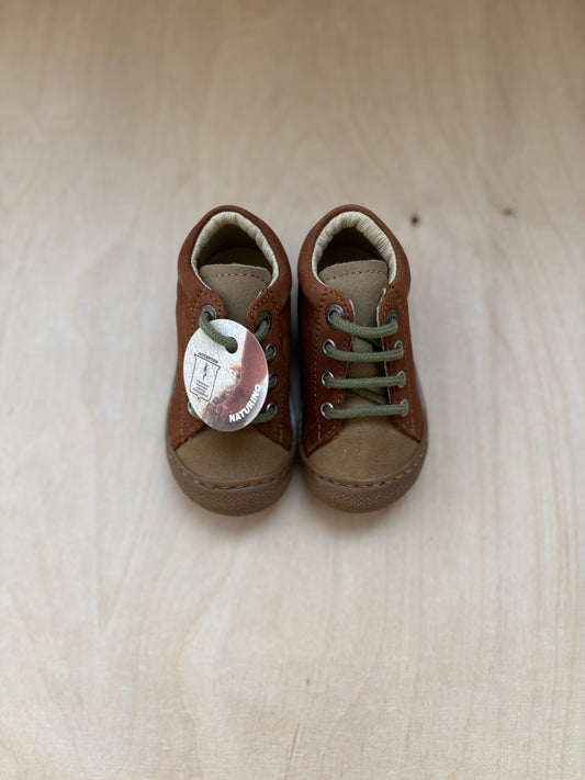 Naturino cocoon honey - brown - groene veters