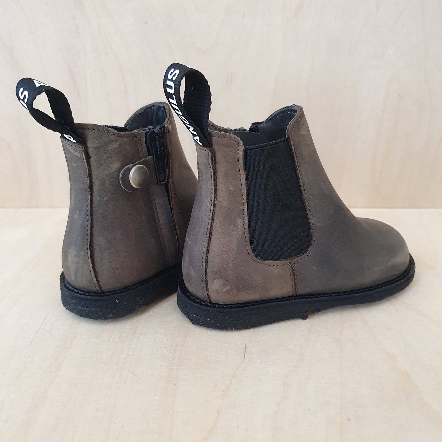 chelsea boot - groen gevet leder / zwarte zool