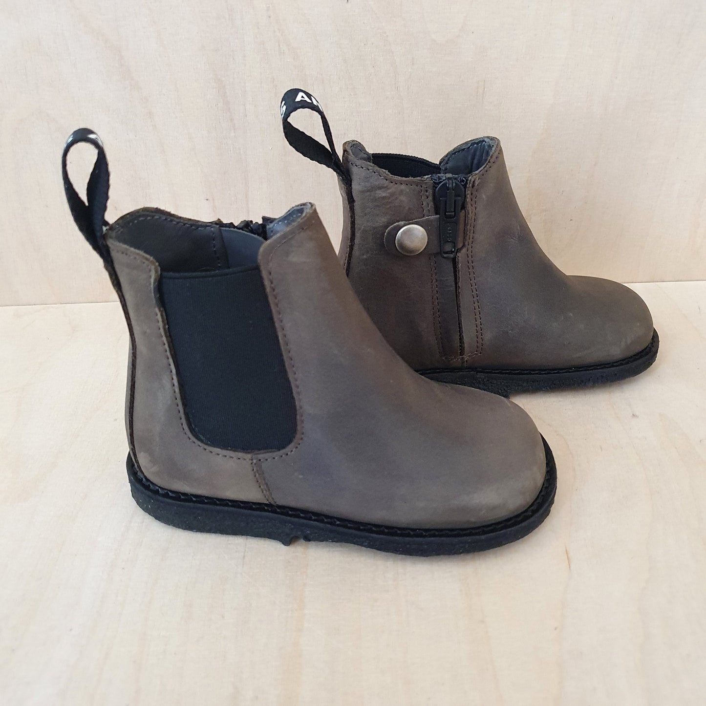 chelsea boot - groen gevet leder / zwarte zool