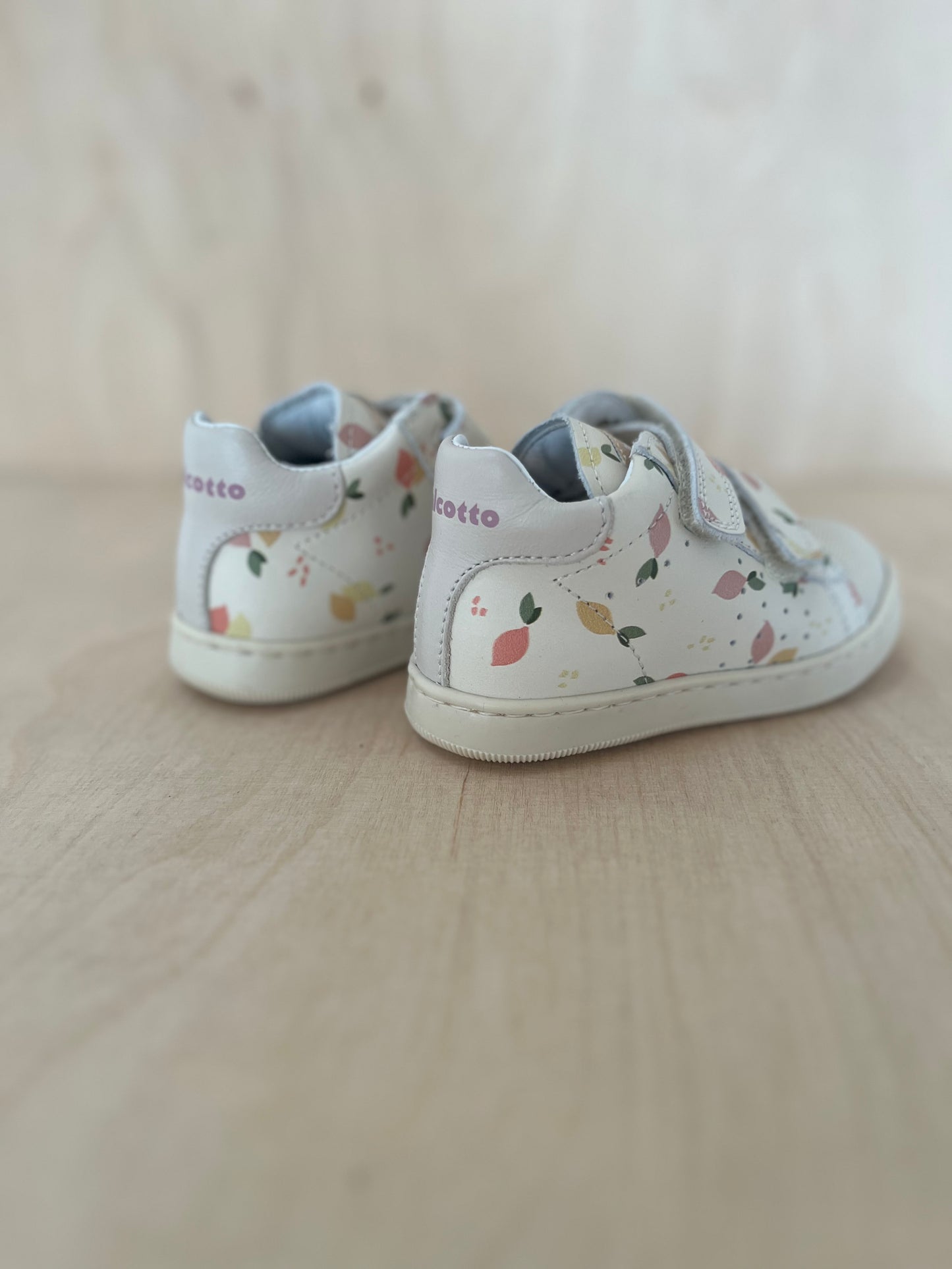 sneaker velcro moon - gummy, citrus