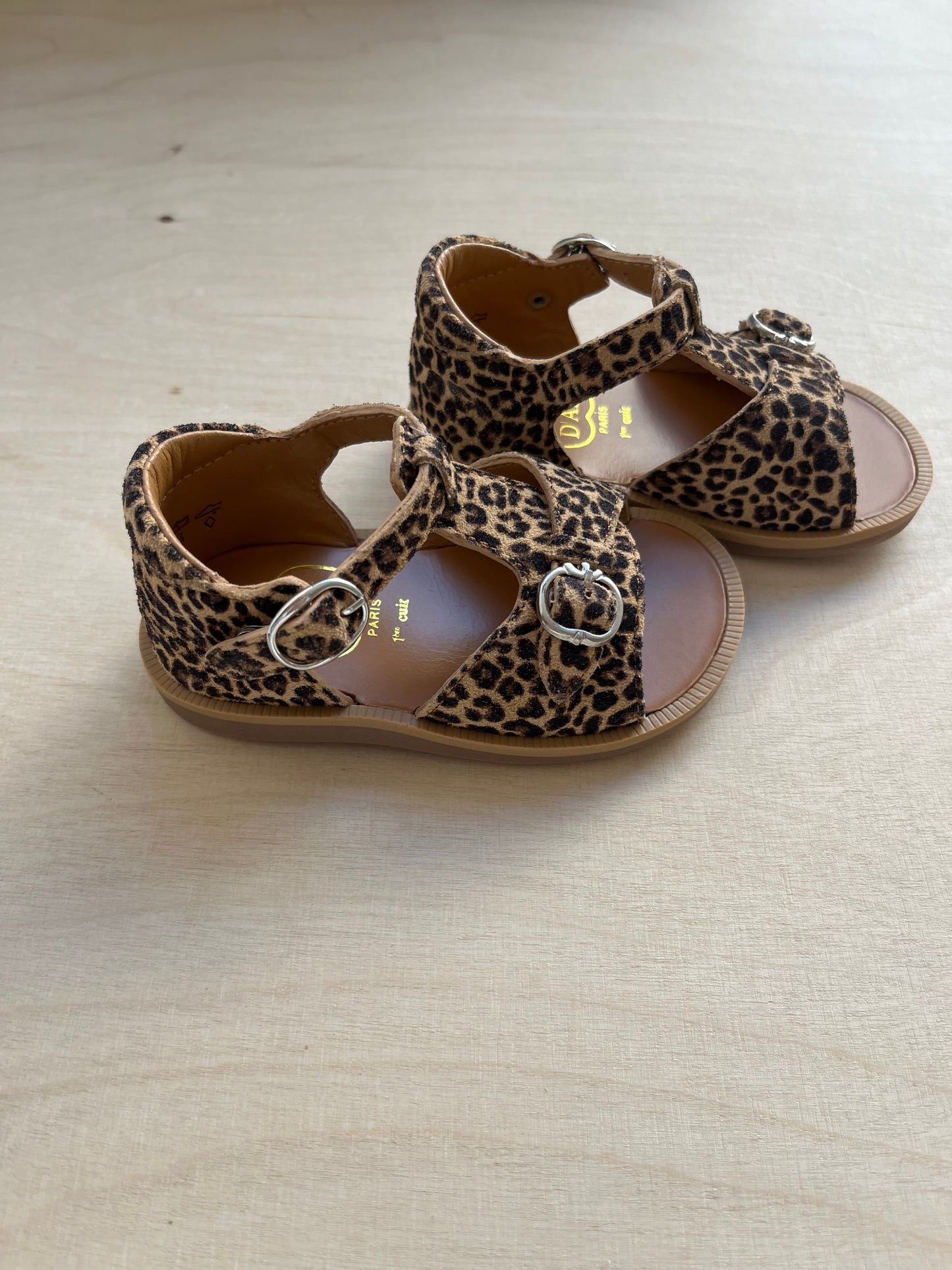 stapsandaal - poppy bucky - mini leo