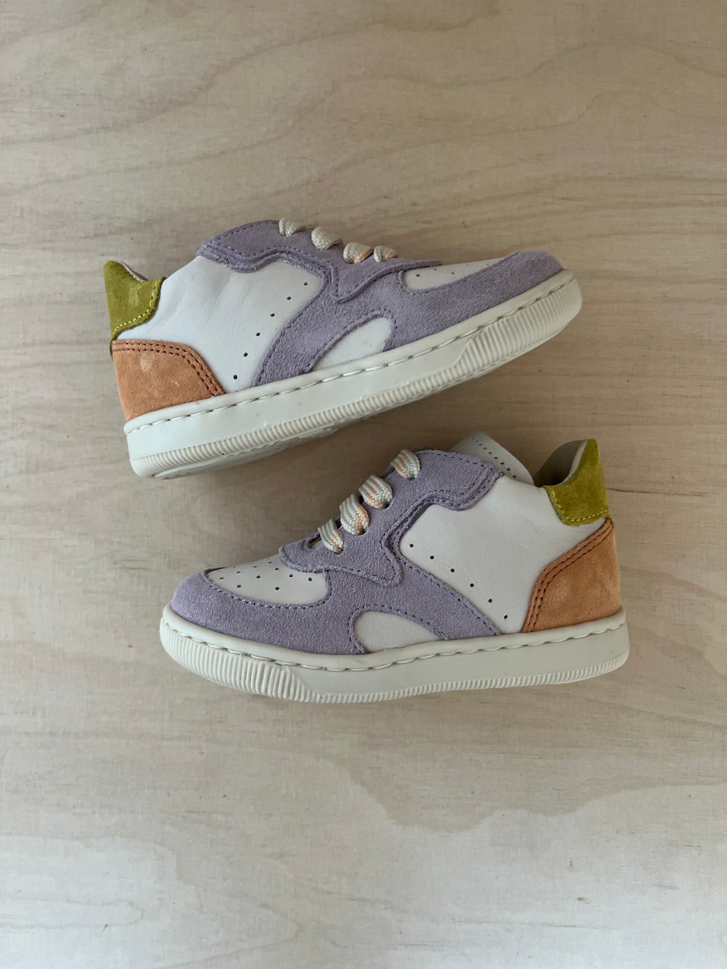 sneaker veper - milk lilac
