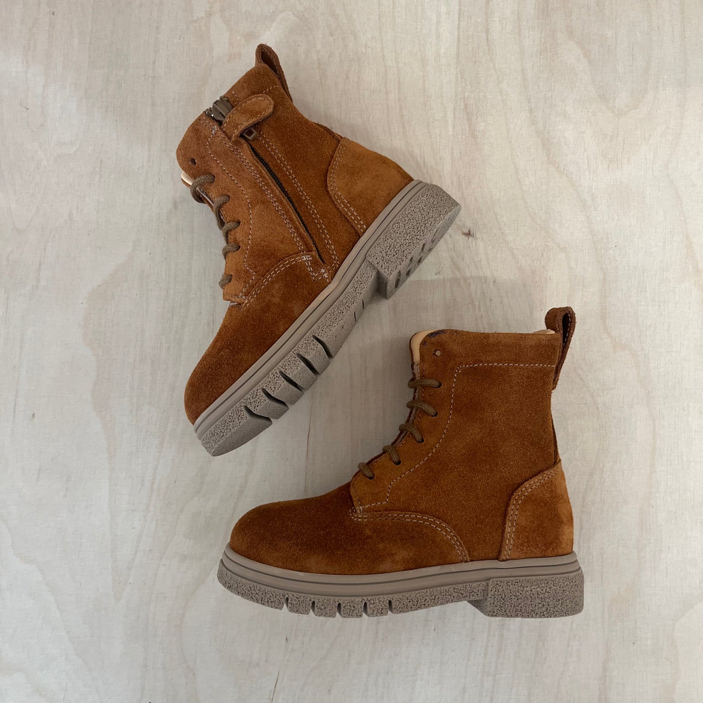 veterbottine - brown suede