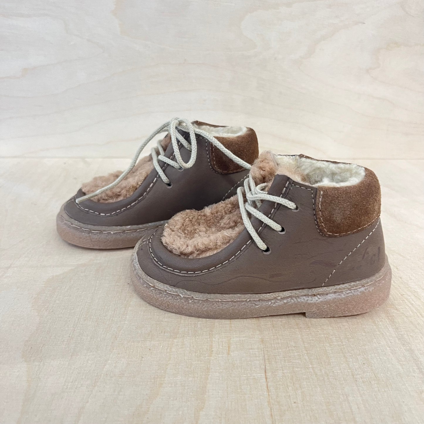 stapschoen - taupe met wol