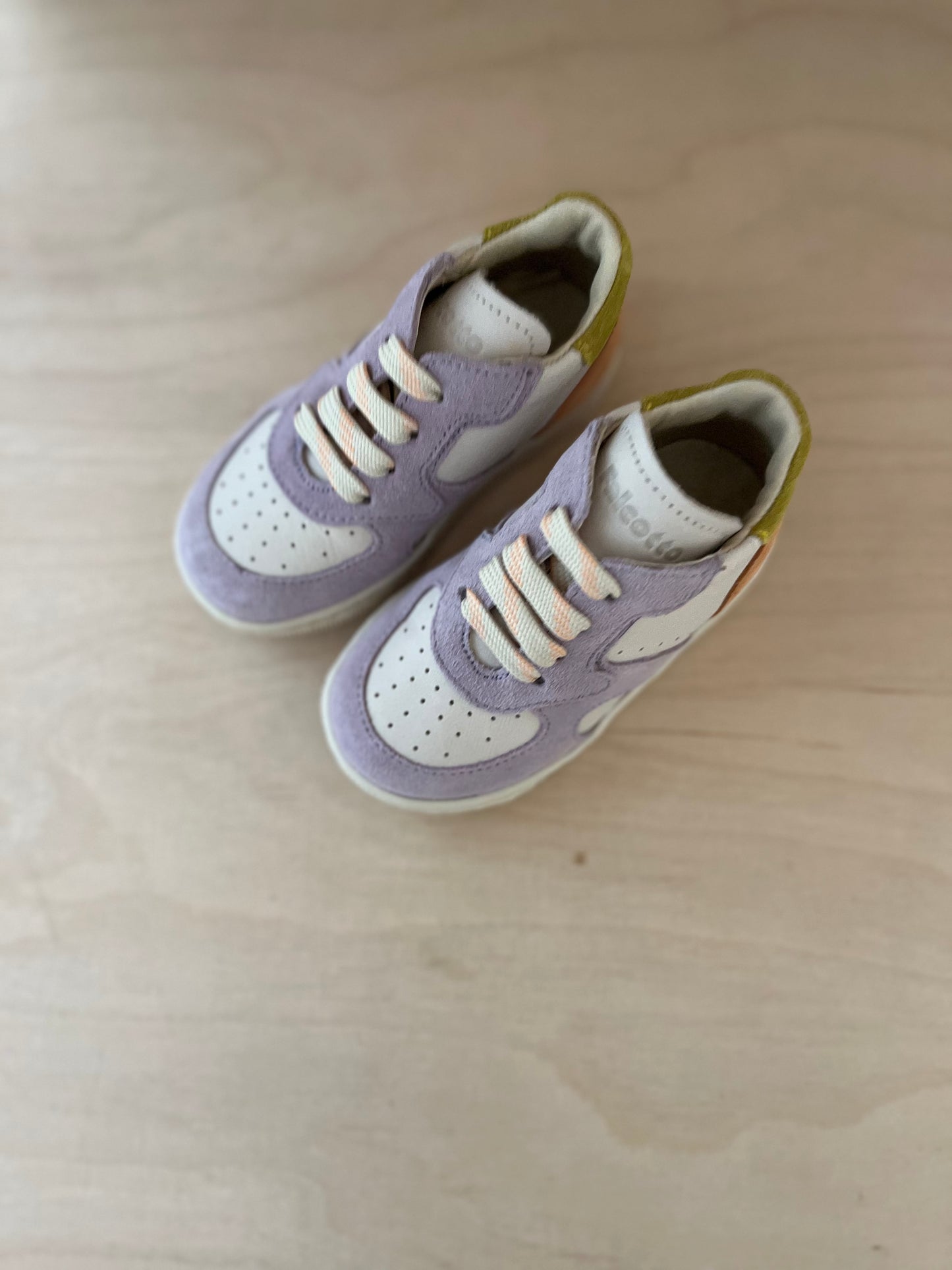 sneaker veper - milk lilac