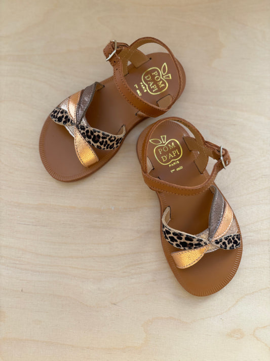 Pom d’api plagette oto nappa leo
