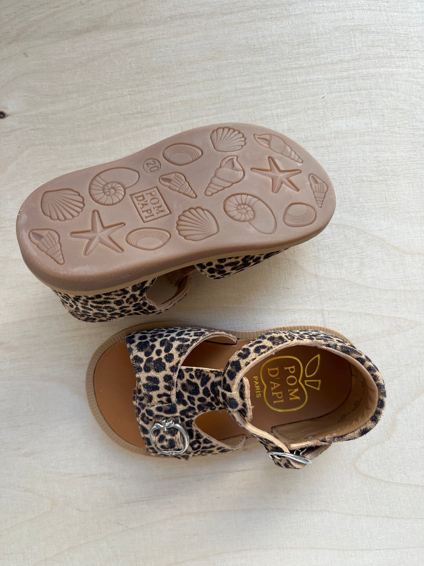stapsandaal - poppy bucky - mini leo