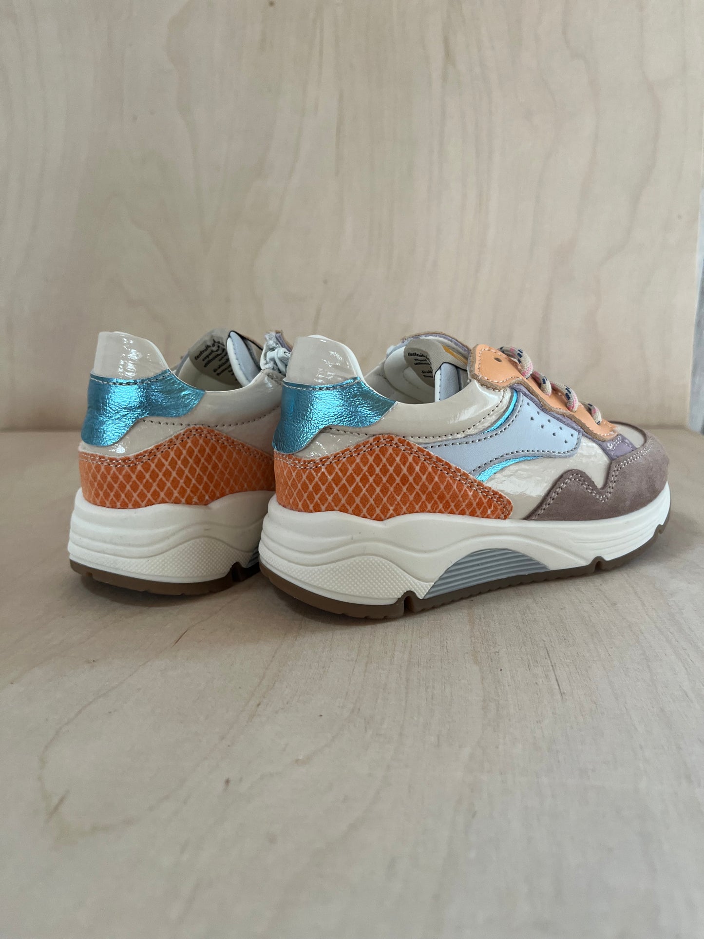 runner - sand peach blue