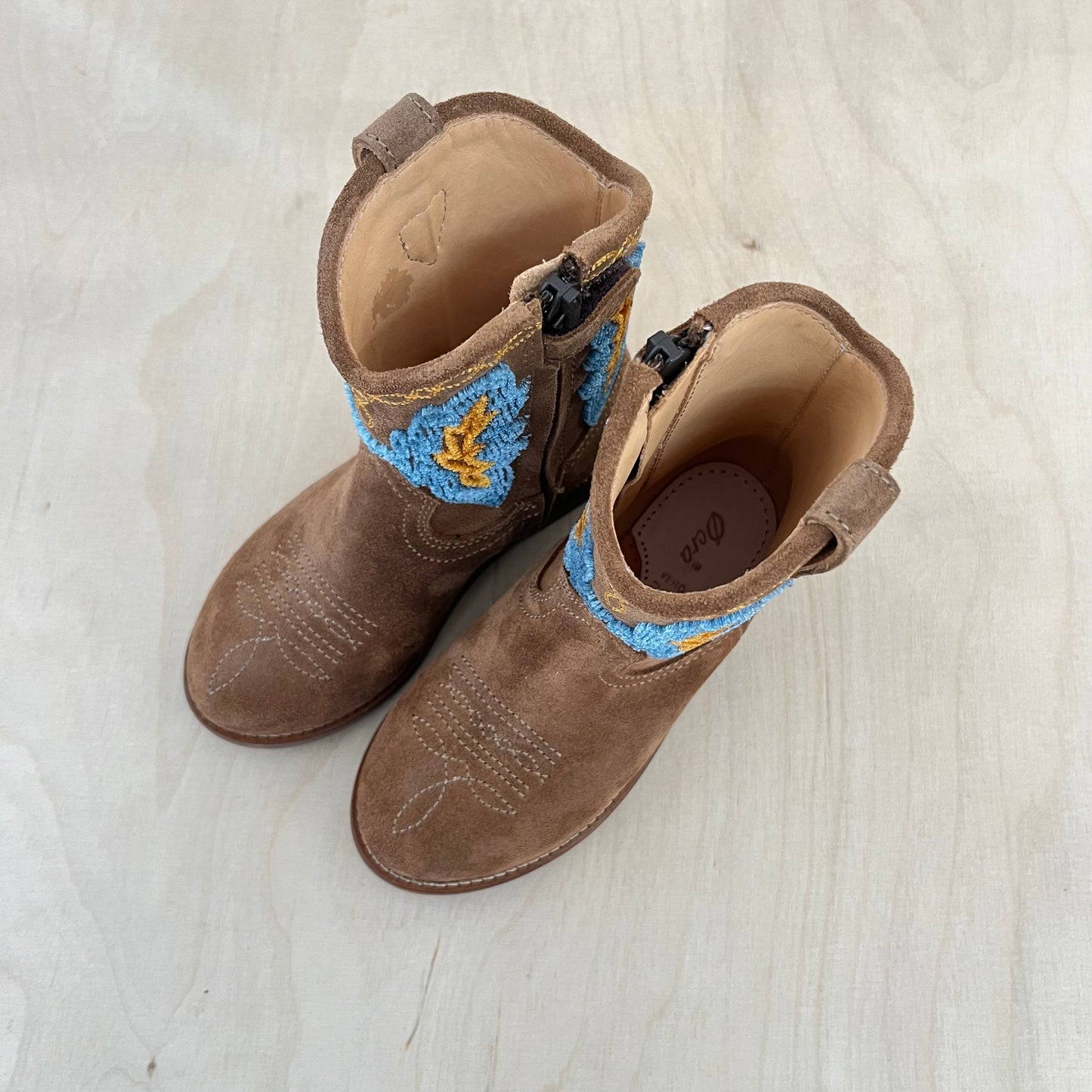 cowboy boot - blue, orange