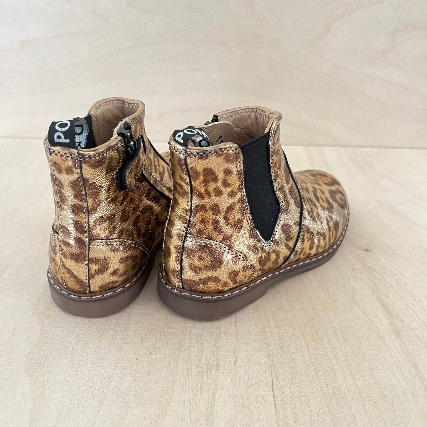 city jodzip - leonix oro