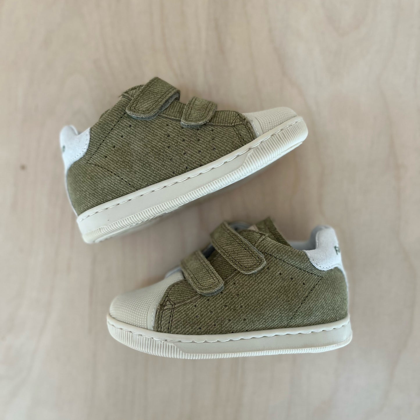 sneaker velcro moon - gummy, stone