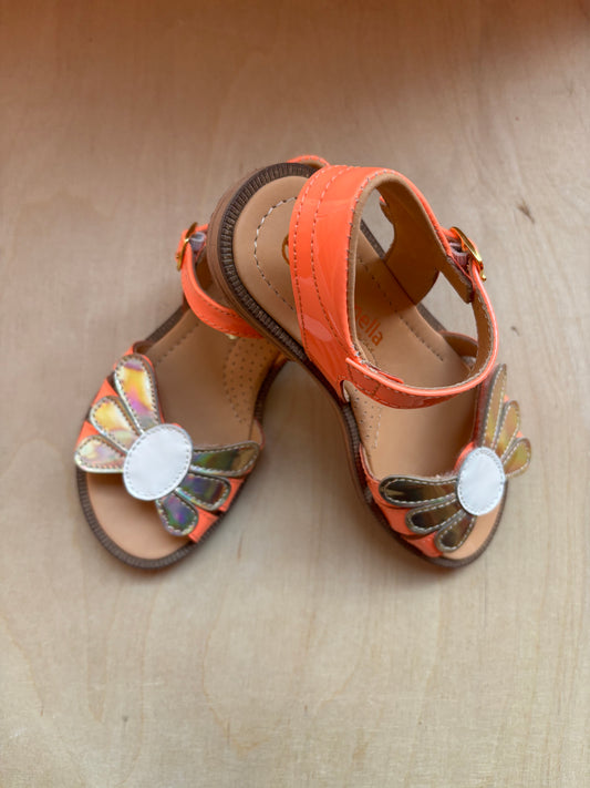 Rondinellla sandaal coraal bloem