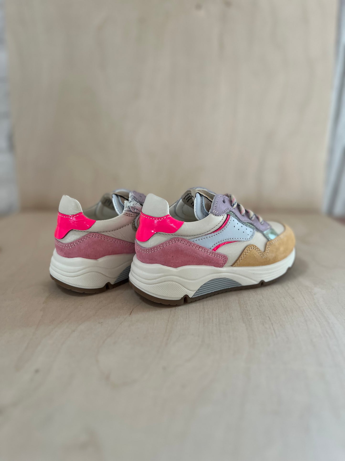 runner - peach lila roos
