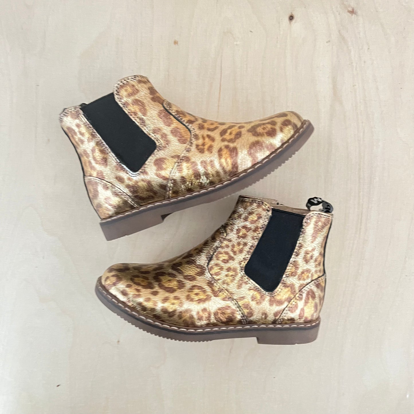 city jodzip - leonix oro