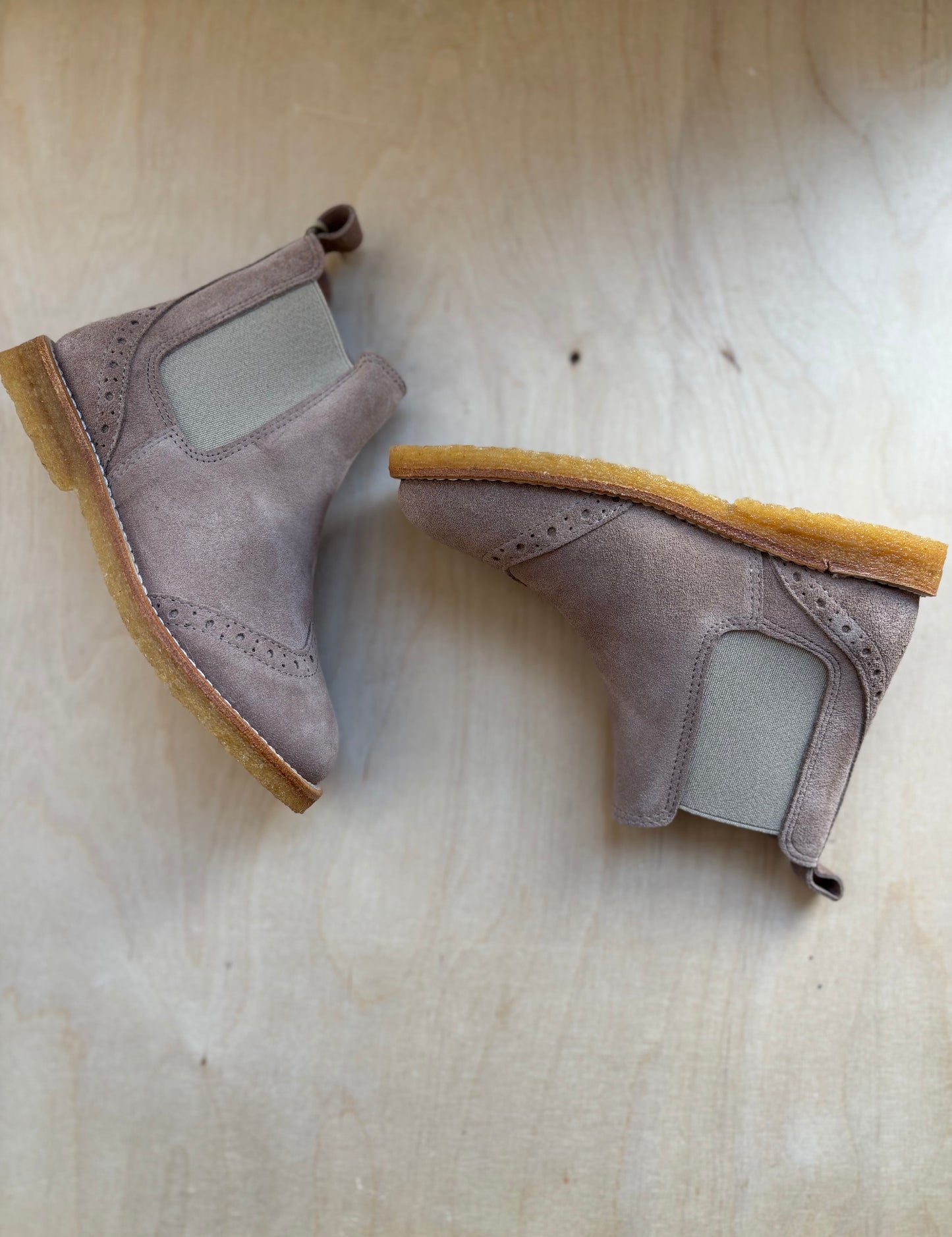 Angulus chelsea boot mauve-beige suede
