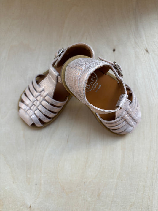 Pom d'api stapsandaal poppy metal nude