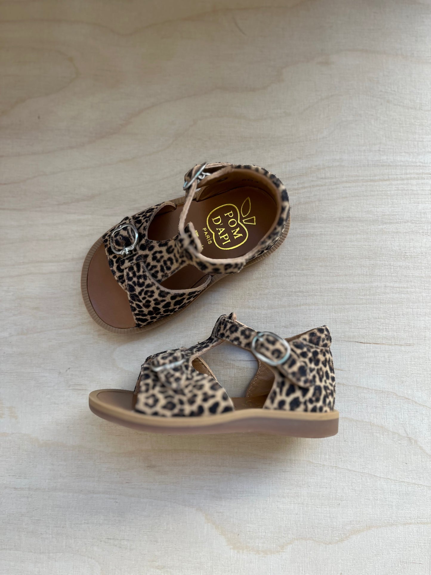 stapsandaal - poppy bucky - mini leo