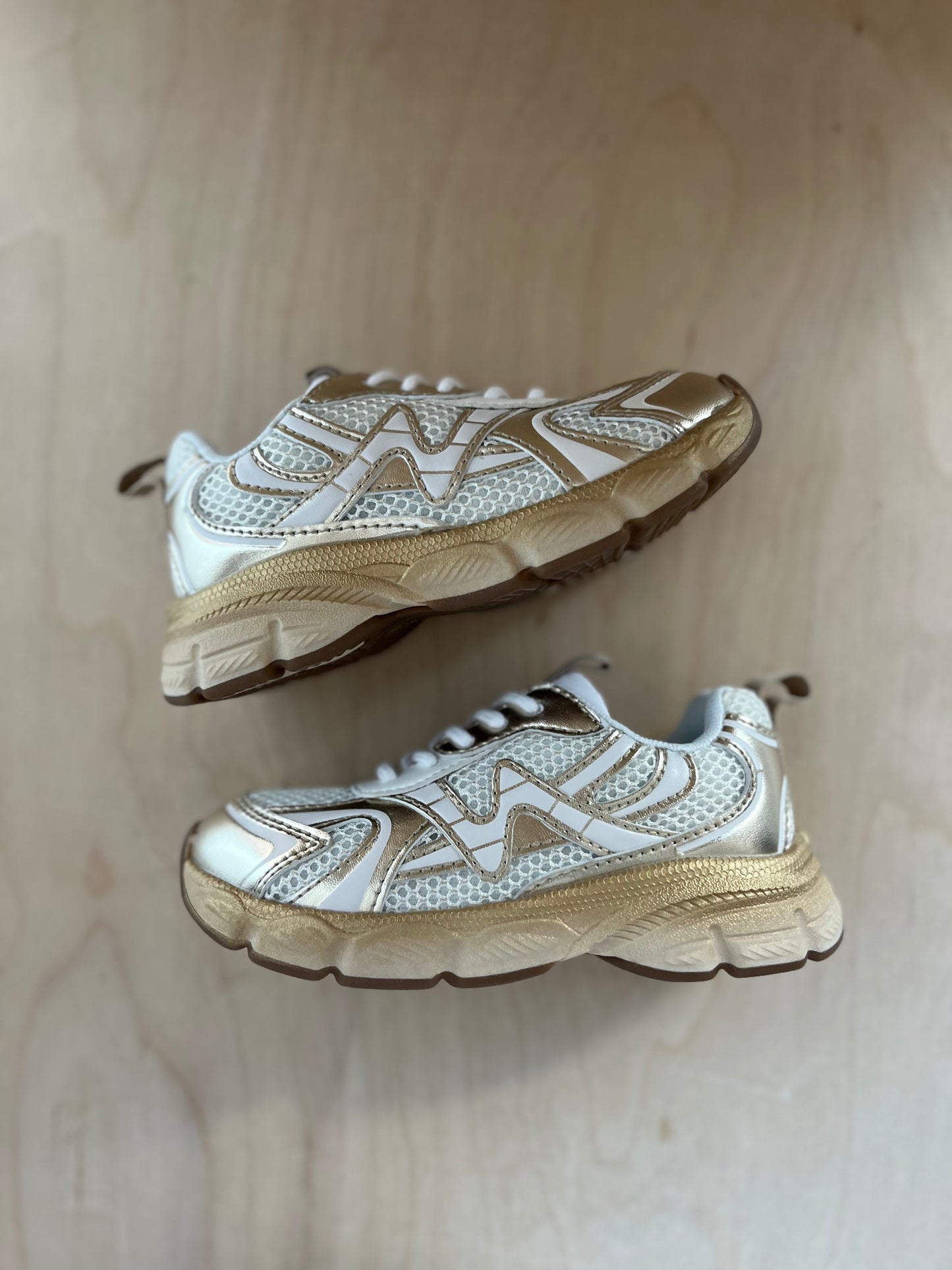 sneaker wave - platinum white
