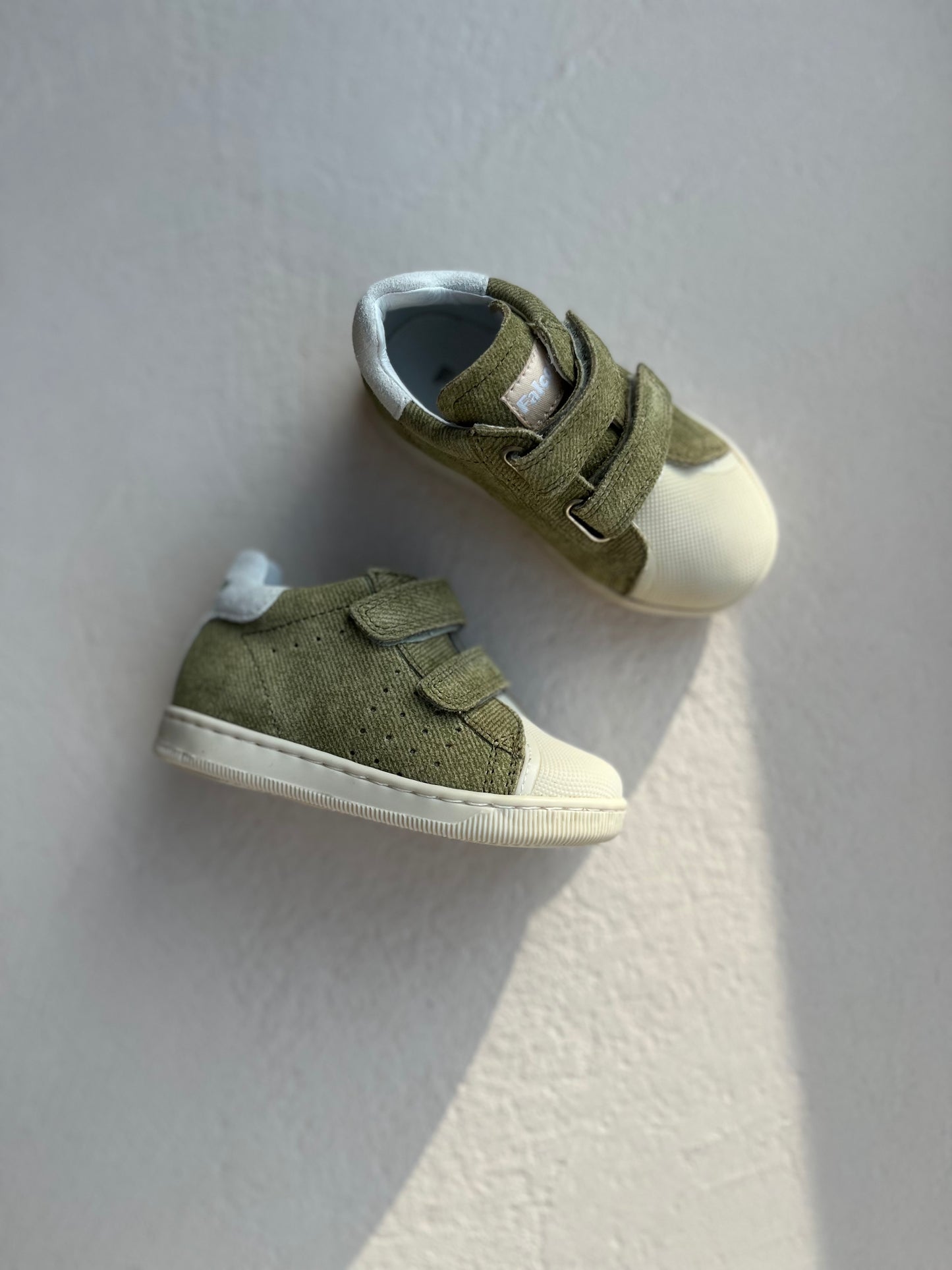 sneaker velcro moon - gummy, stone