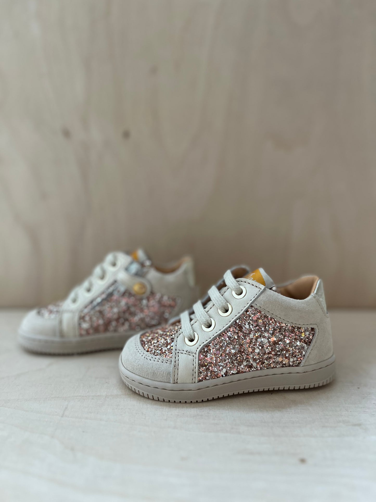 sneaker ruby - rockstar gold glitter