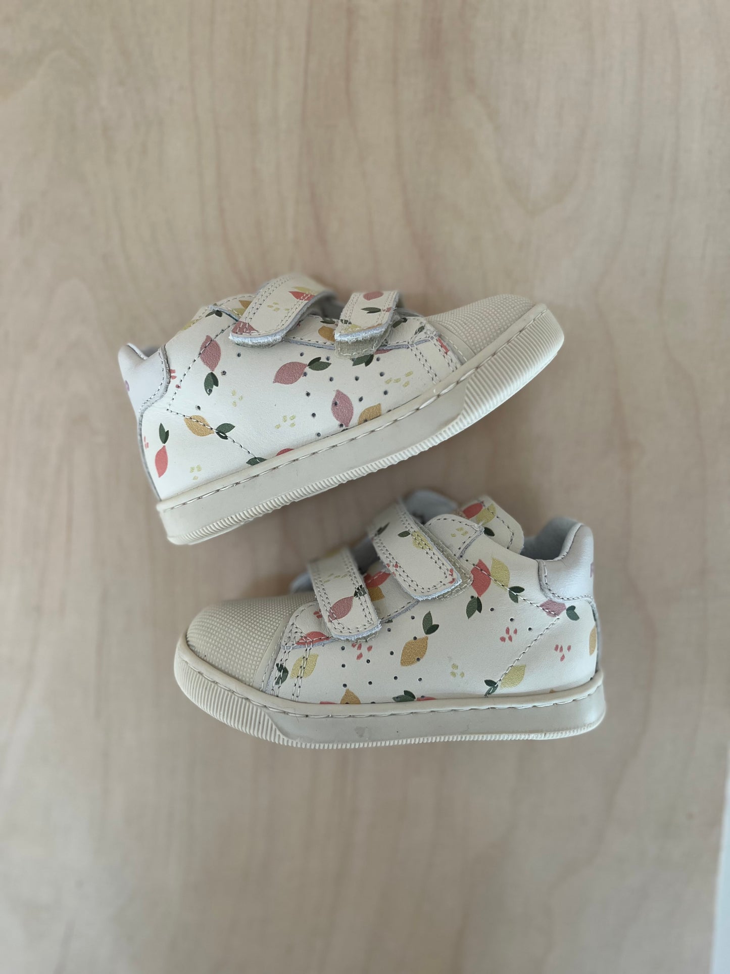 sneaker velcro moon - gummy, citrus