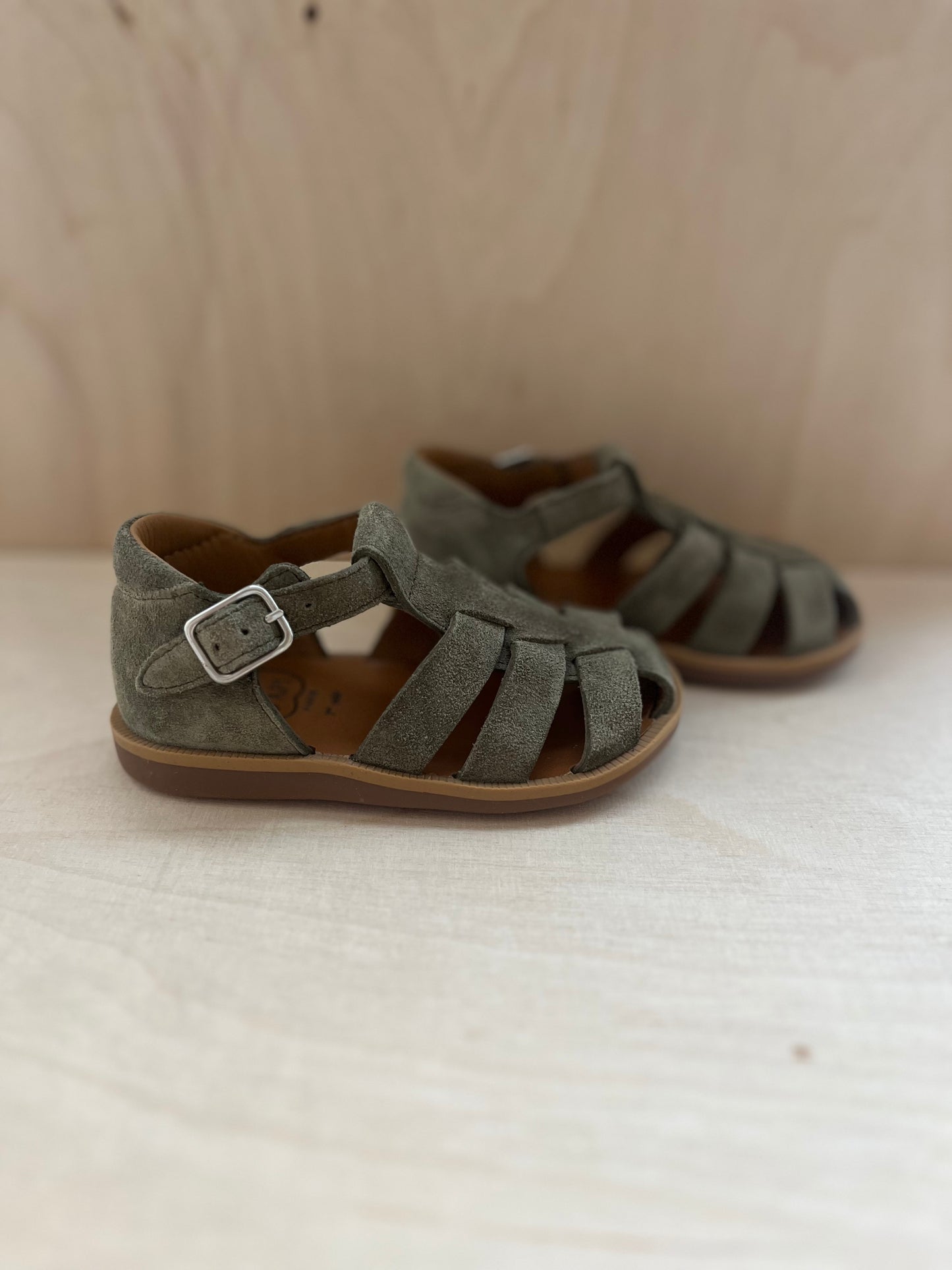 stapsandaal poppy daddy - velours kaki