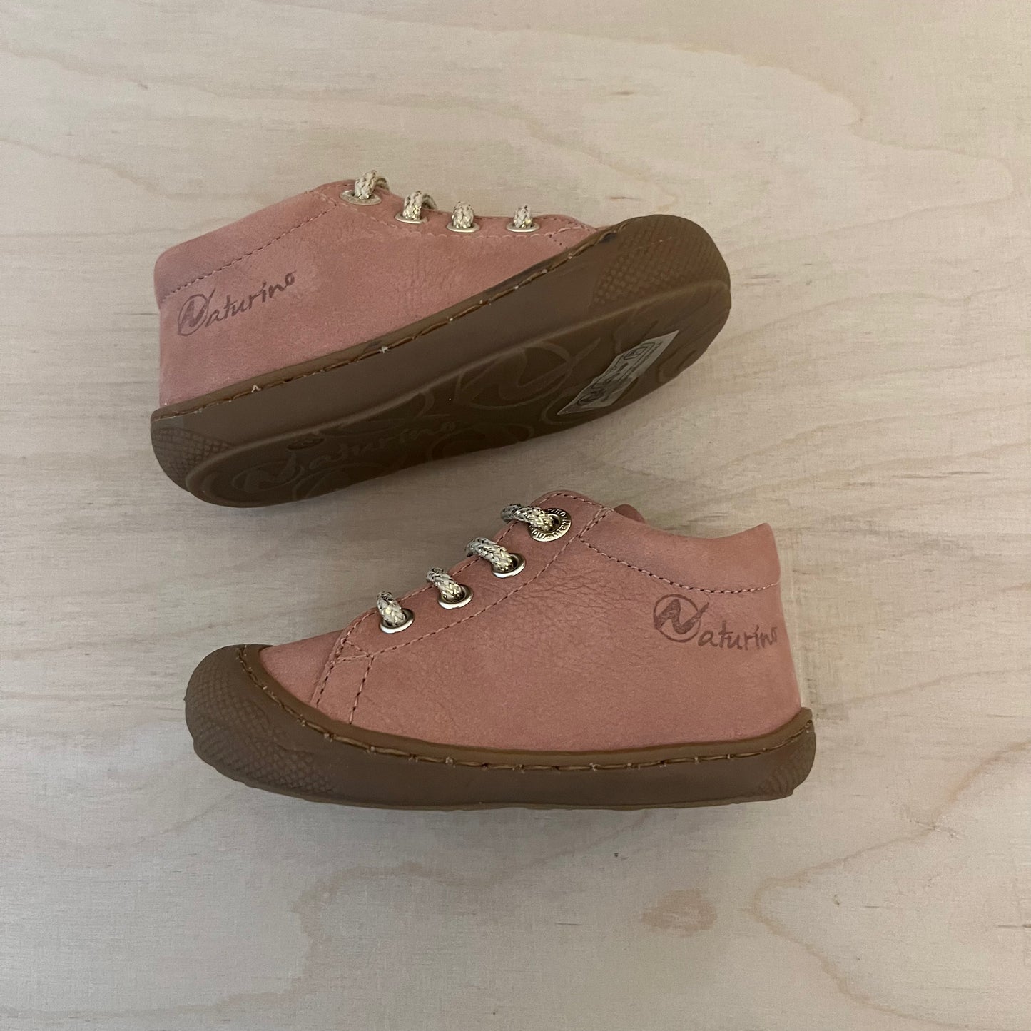 cocoon- honey phard, nubuck roze