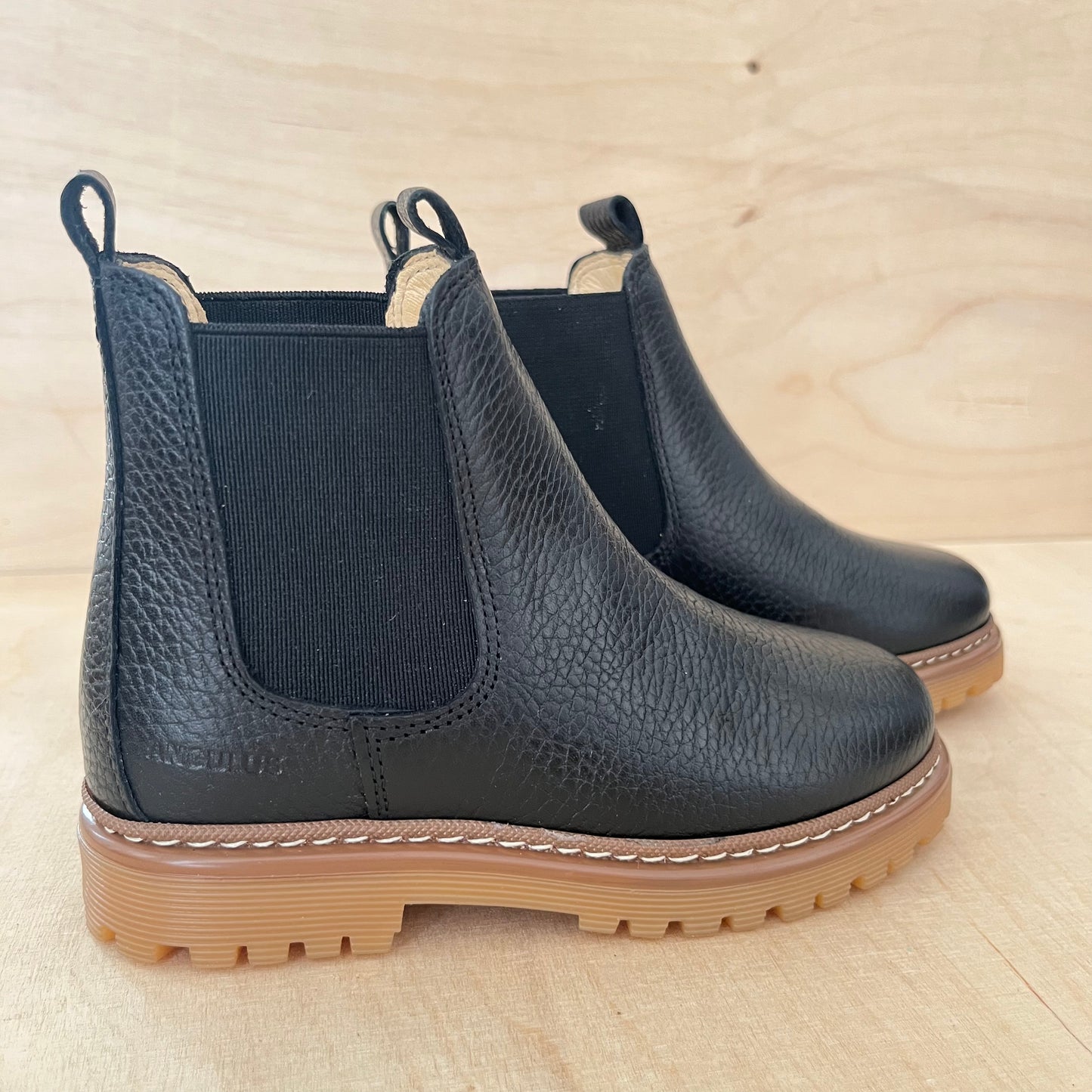 chunky boot - black
