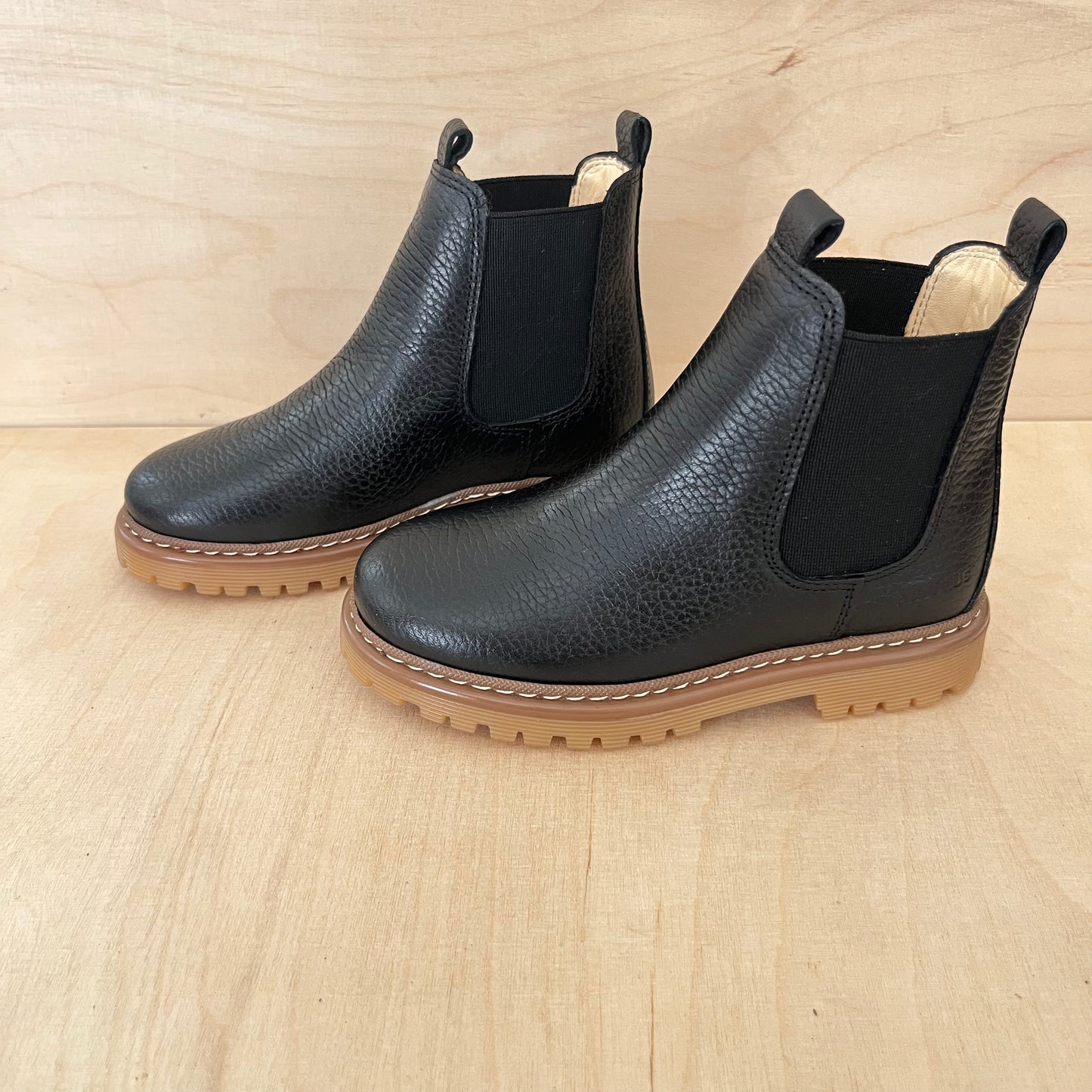 chunky boot - black