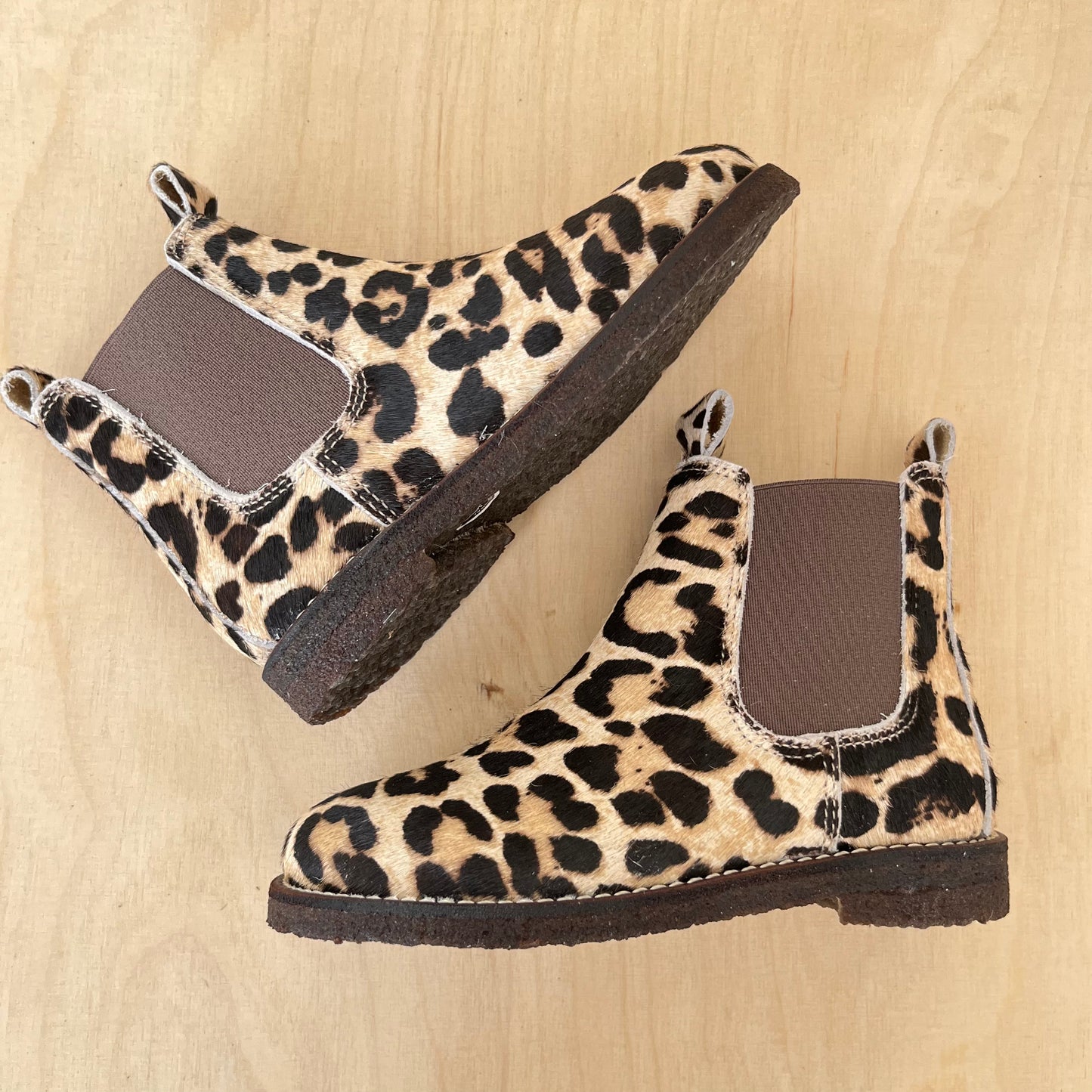 boot - beige leo pony