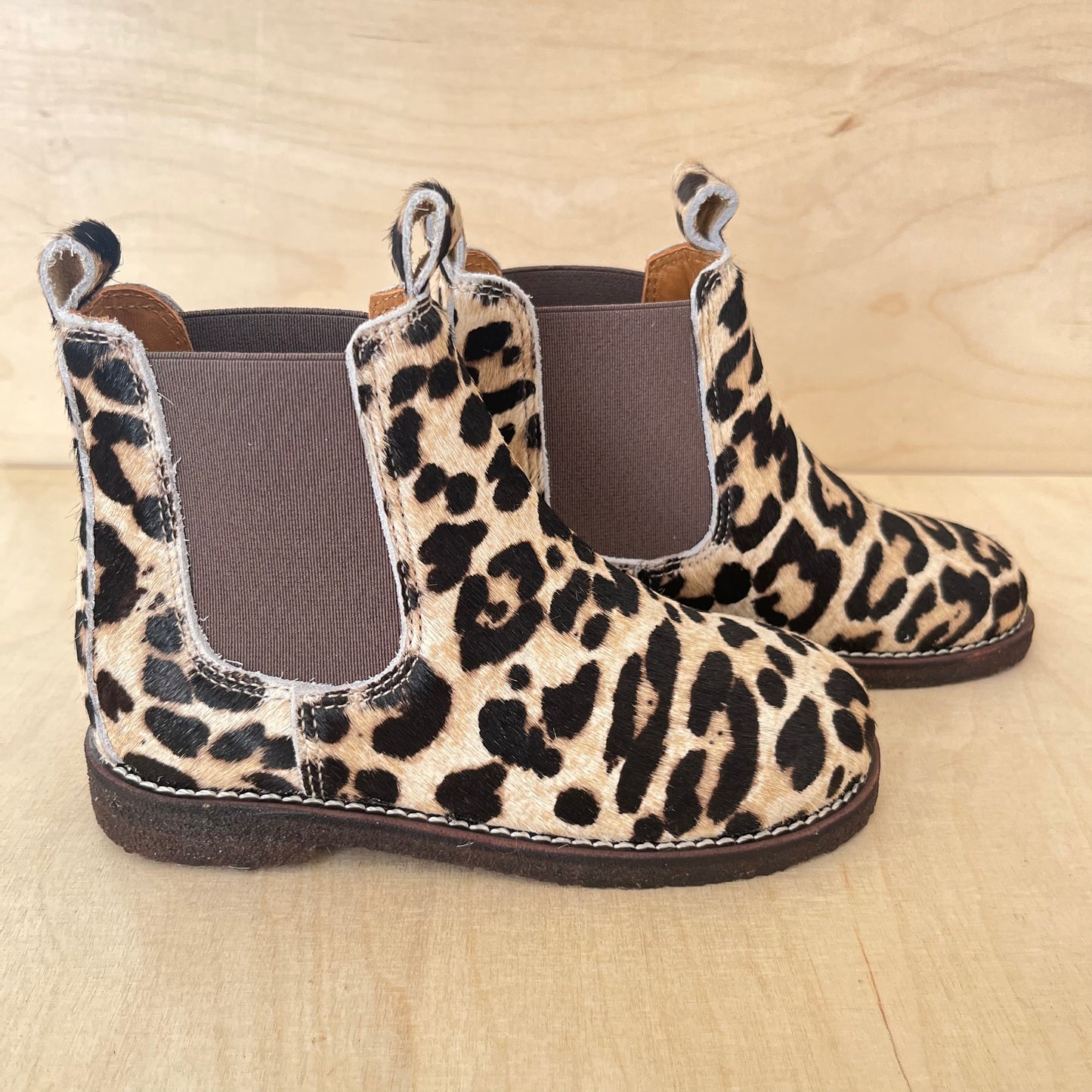 boot - beige leo pony