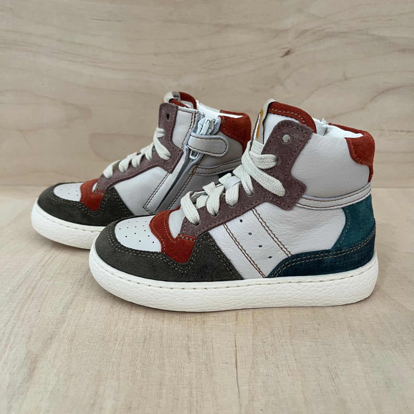 hightop sneaker - orange, blue, olive