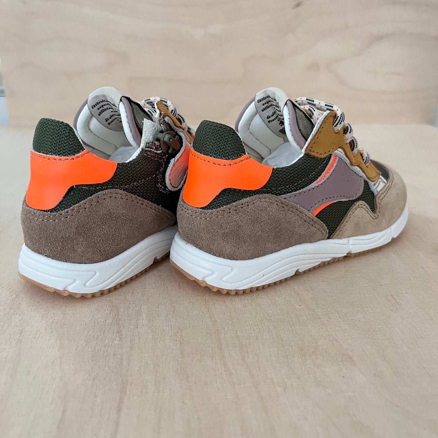 runner - beige, fluo oranje - stapper