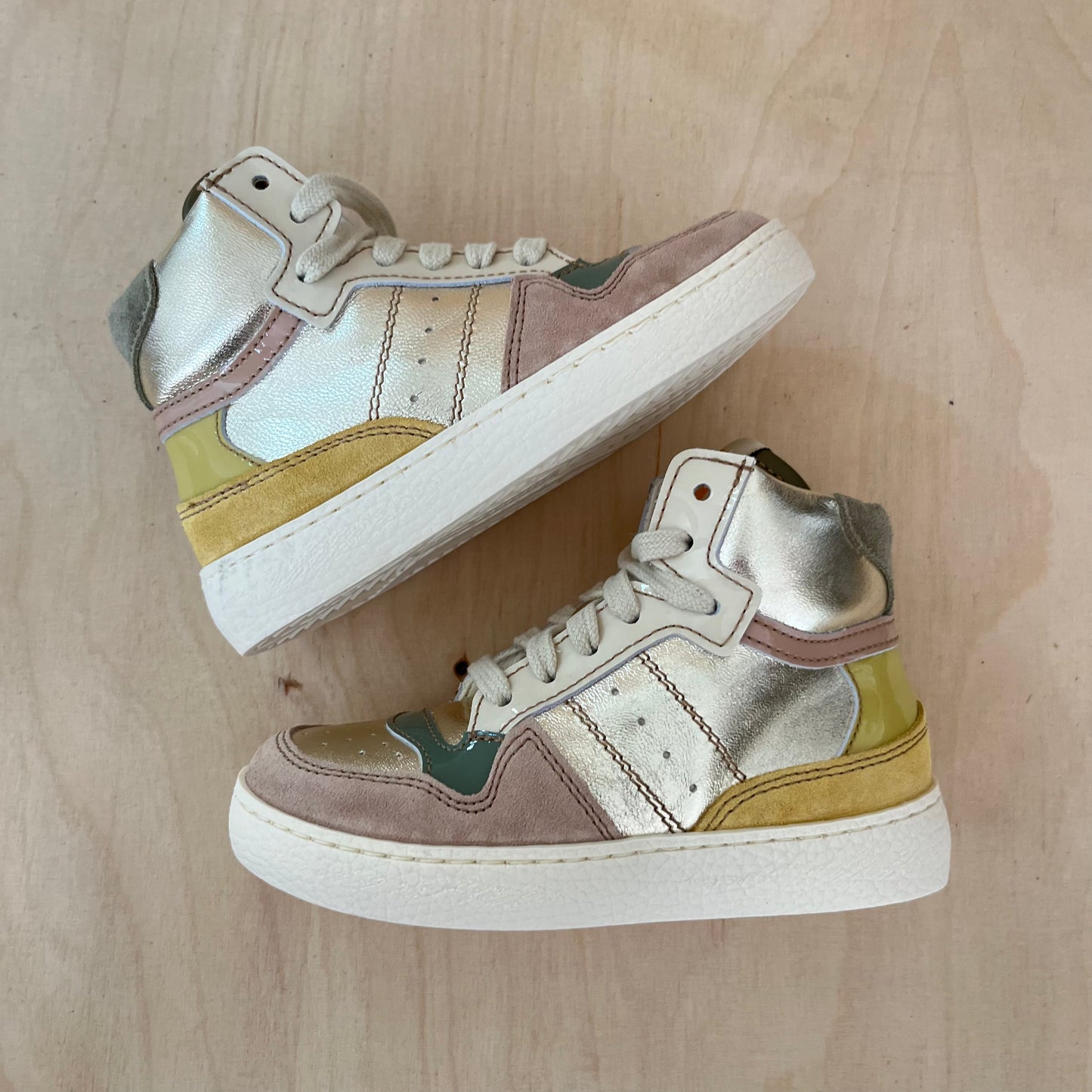 hightop sneaker - silver, yellow, pink