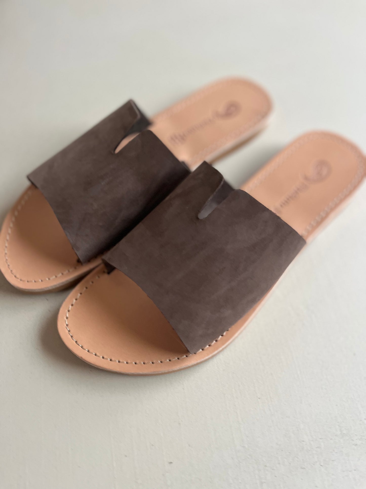 perrine slipper - nubuck marron