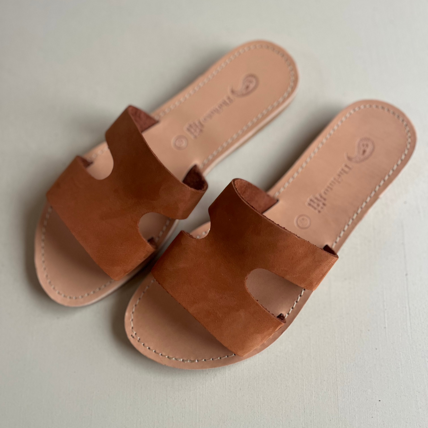sophie slipper - nubuck camel