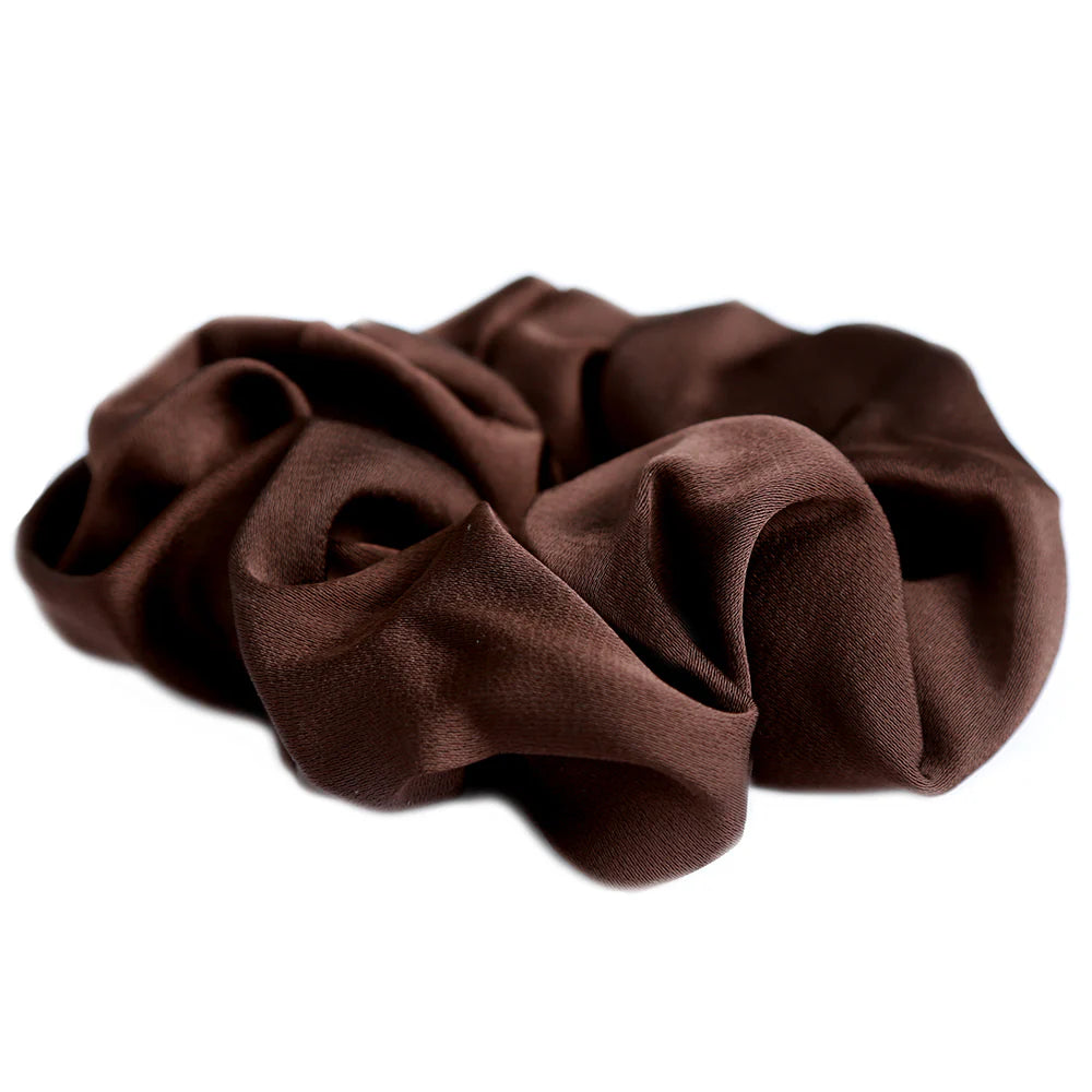 Satijnen scrunchie brown