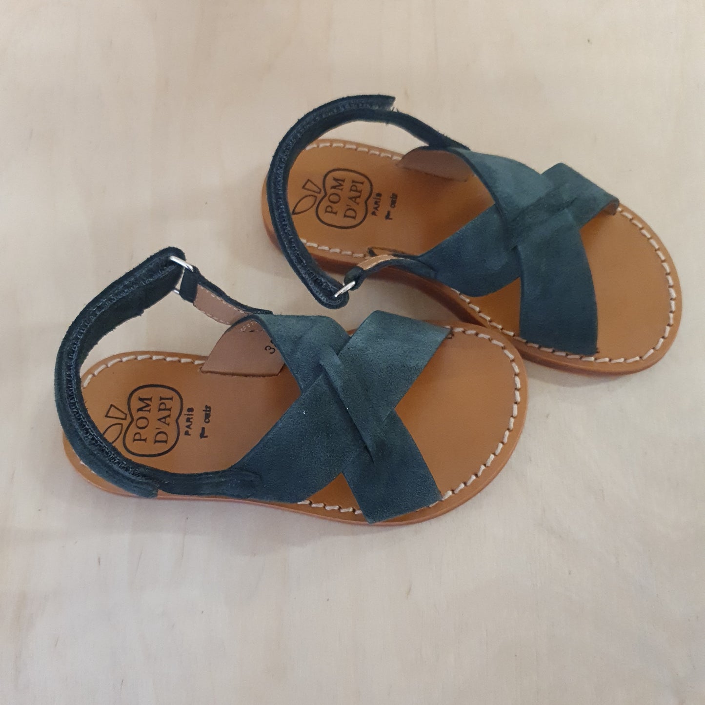 POM D'API - sandaal plage stitch cross - velours pin