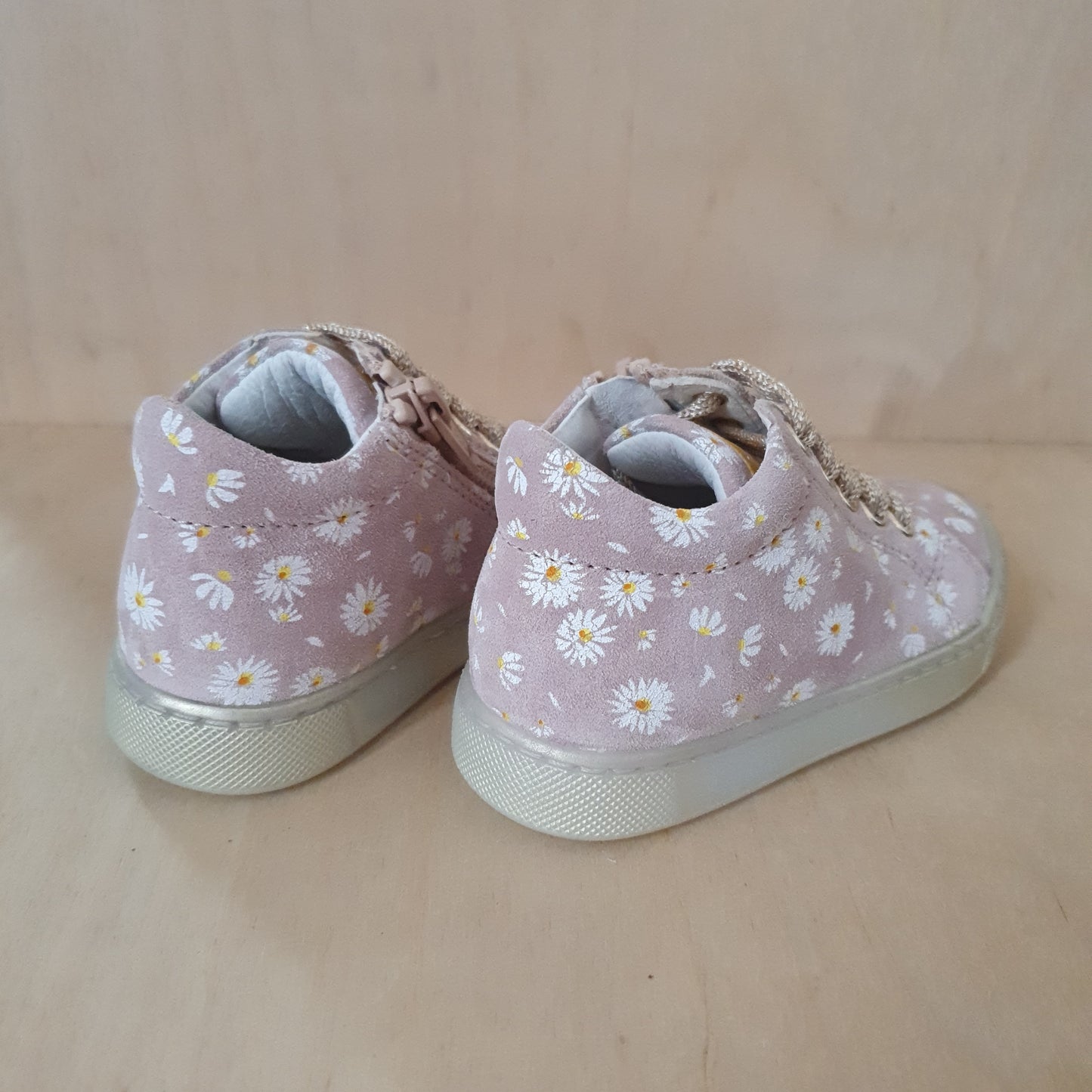 stapsneaker snopes - daisies cipria milk
