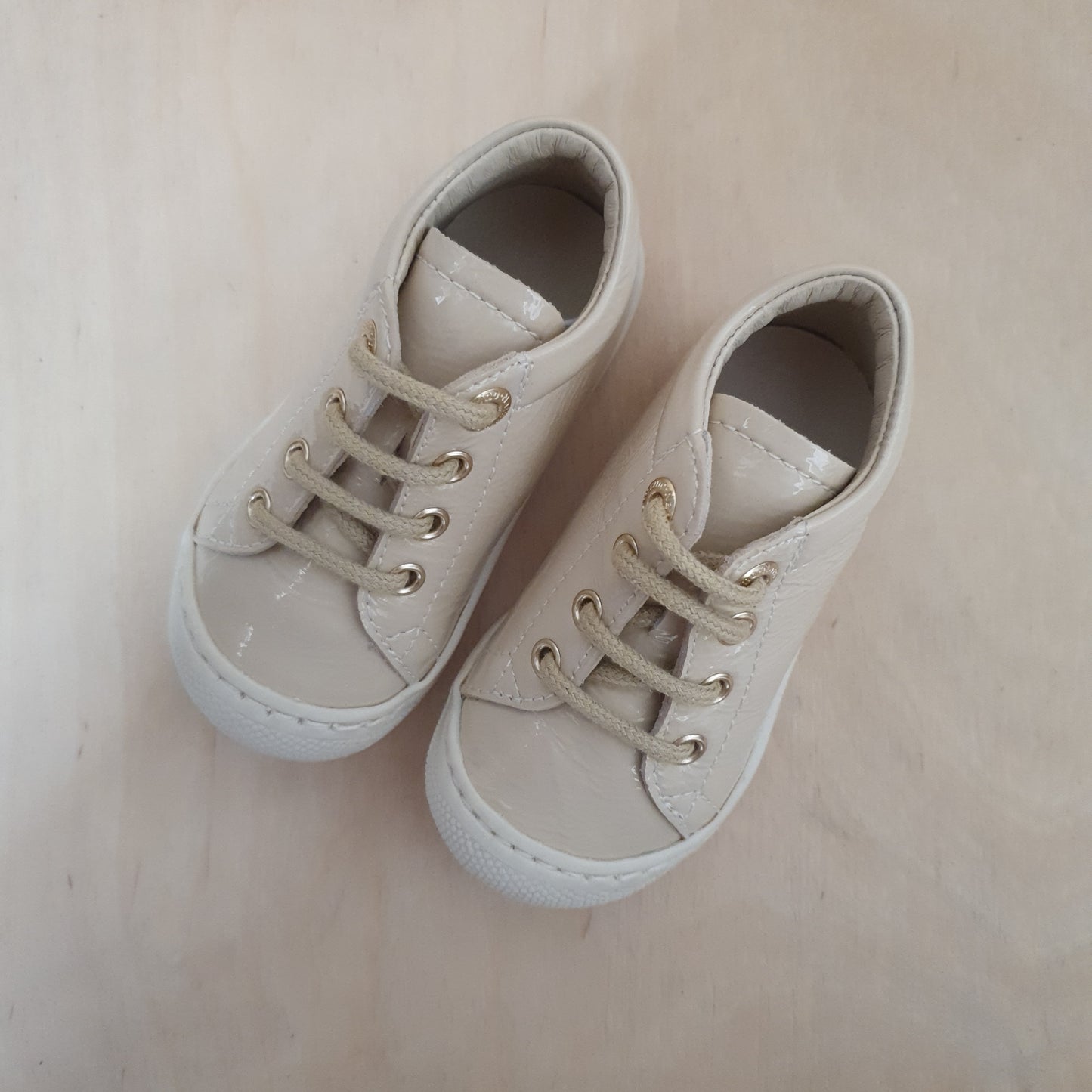 cocoon - naplak sole bone