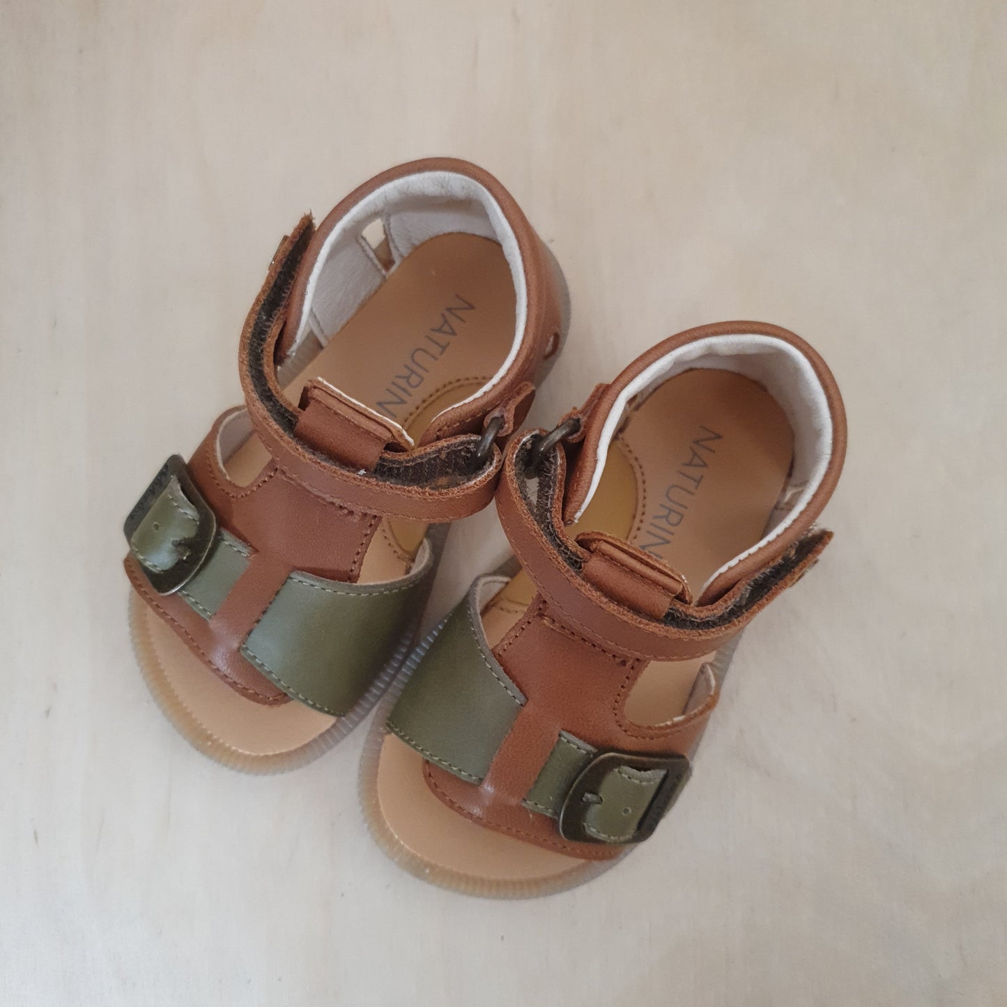 NATURINO - stapsandaal quarzo - cognac stone