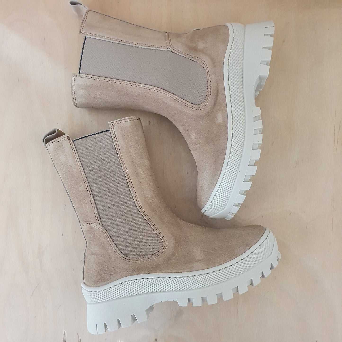 OCRA - boots - wash oil/nude