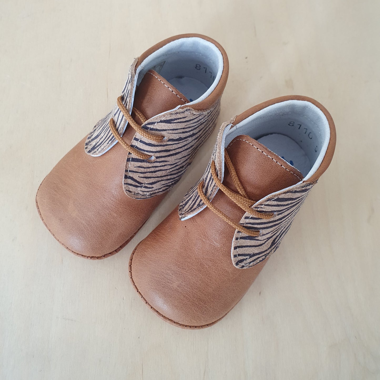 babyslofjes - zebra/cognac