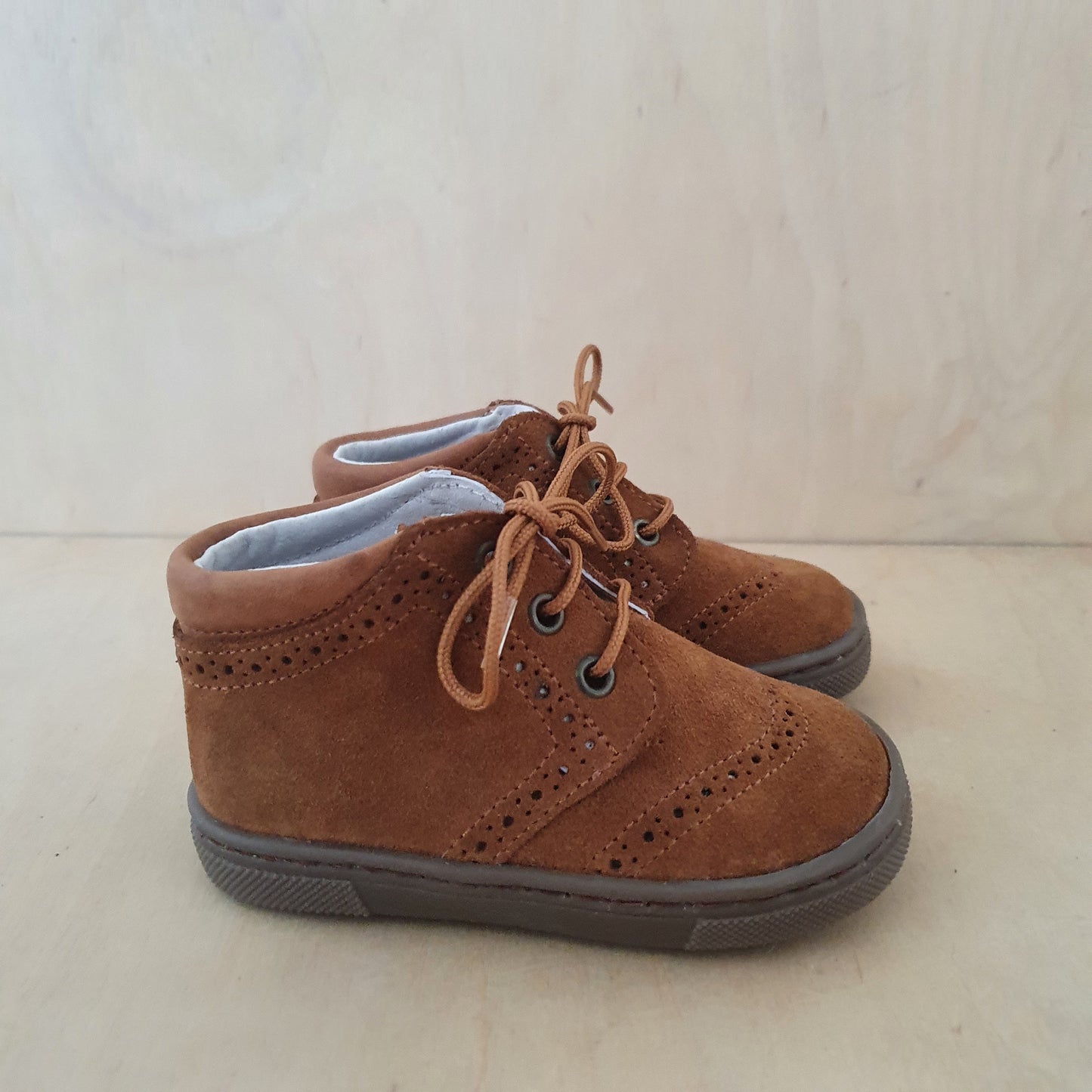 stapschoen - bruin suede