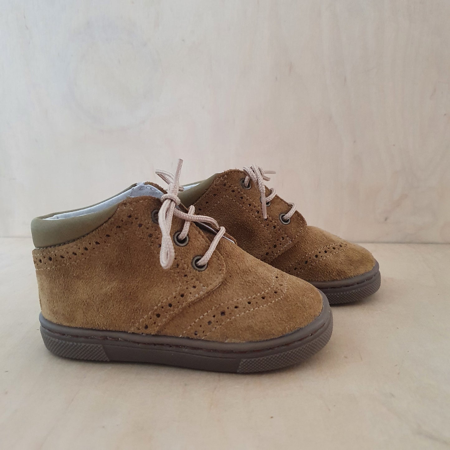 stapschoen - kaki suede