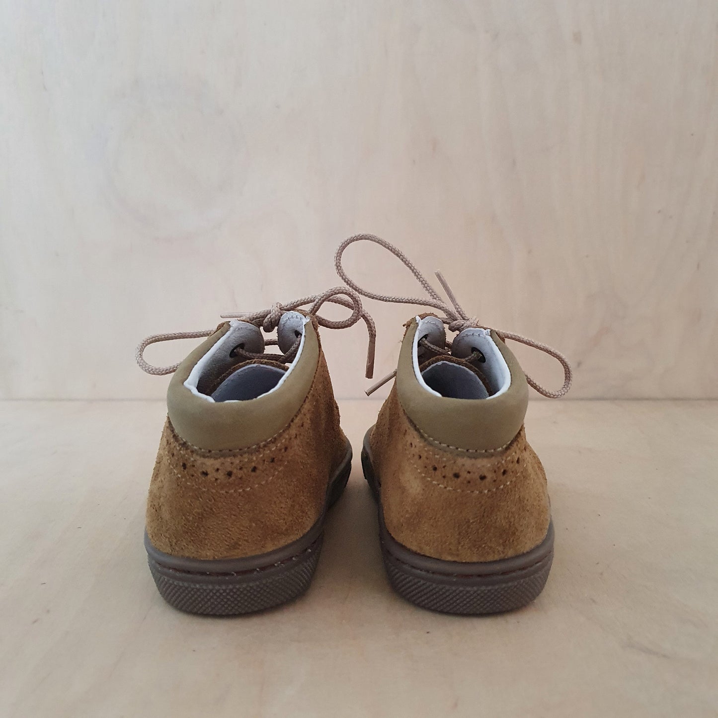 stapschoen - kaki suede