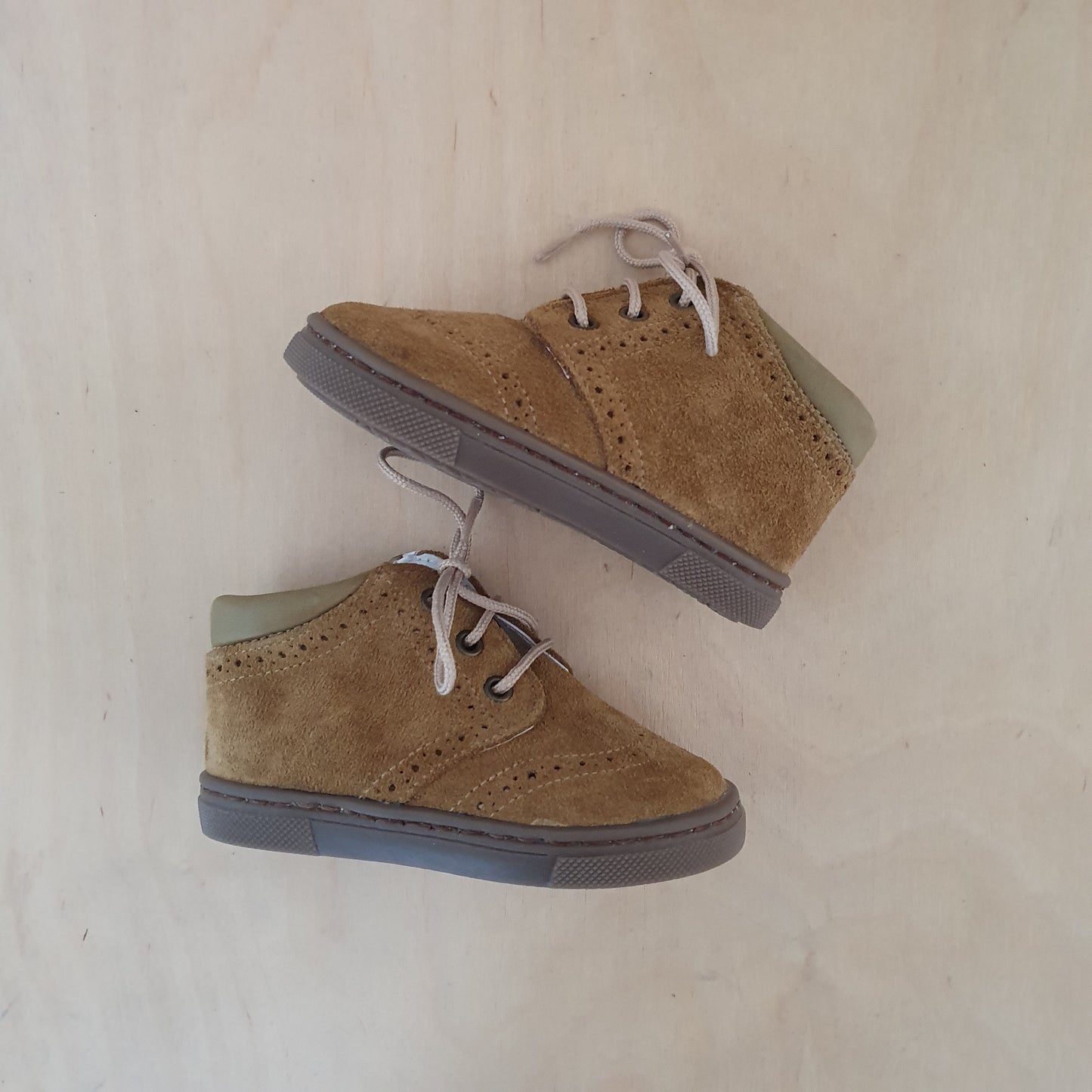 stapschoen - kaki suede