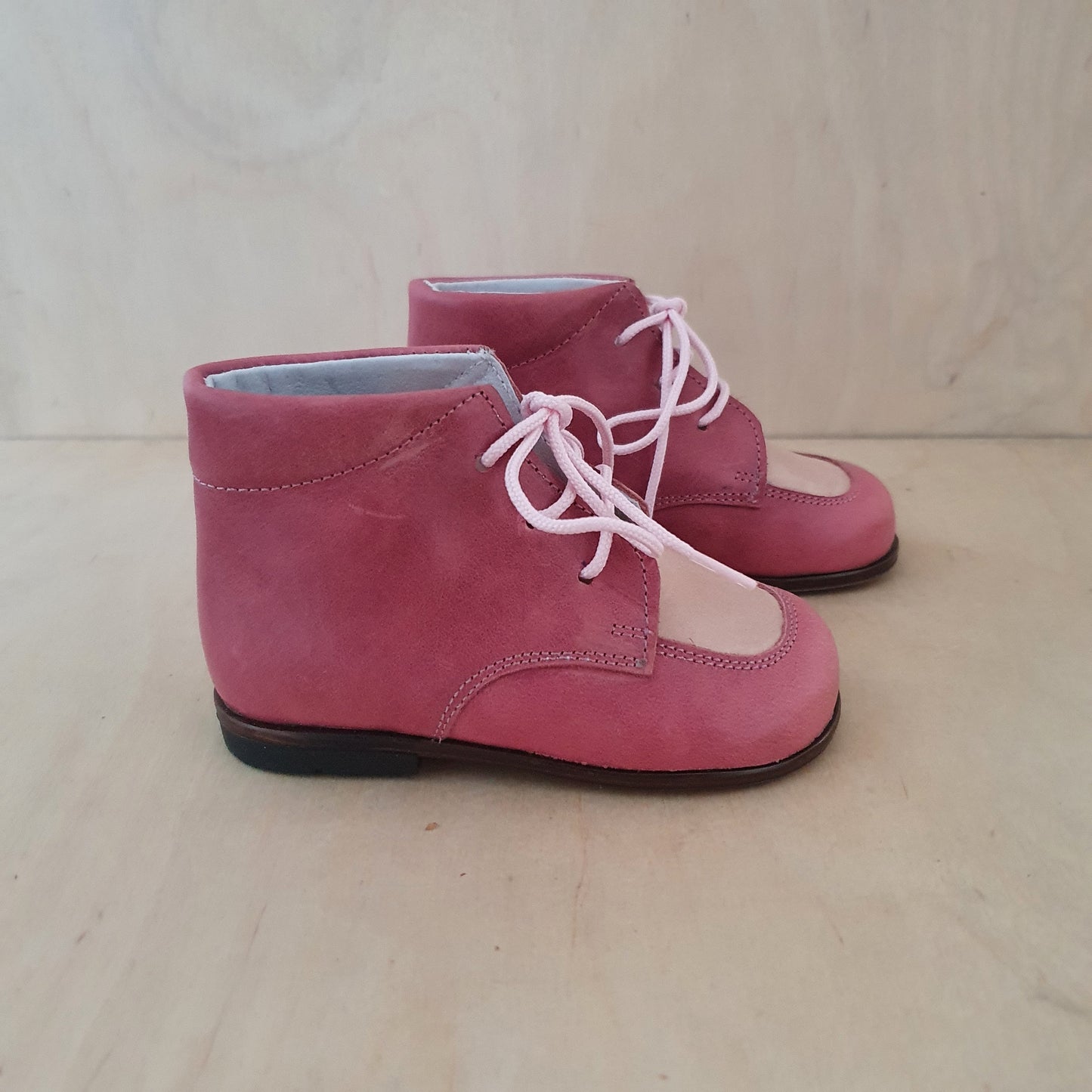 TRICATI - stapschoen - roze