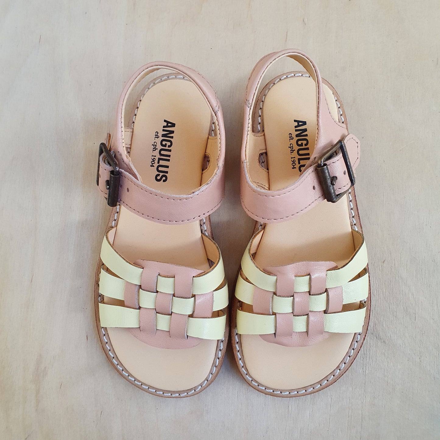 ANGULUS - sandaal met gesp - peach/yellow